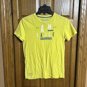 American Eagle Men’s Yellow T-Shirt - Xsmall